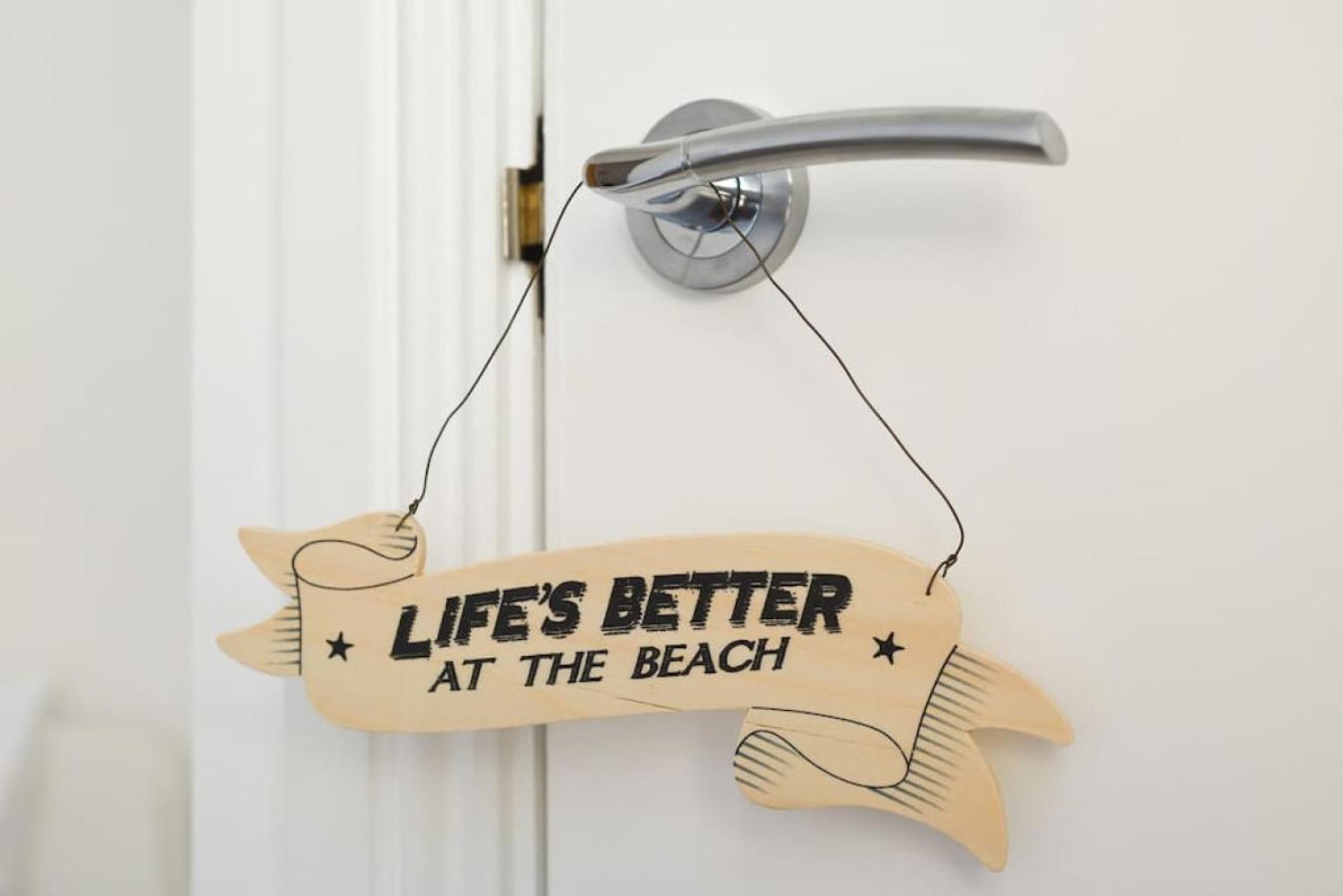Air Maison - Stunning Beach Front Apartment พอร์ตสมัธ ภายนอก รูปภาพ
